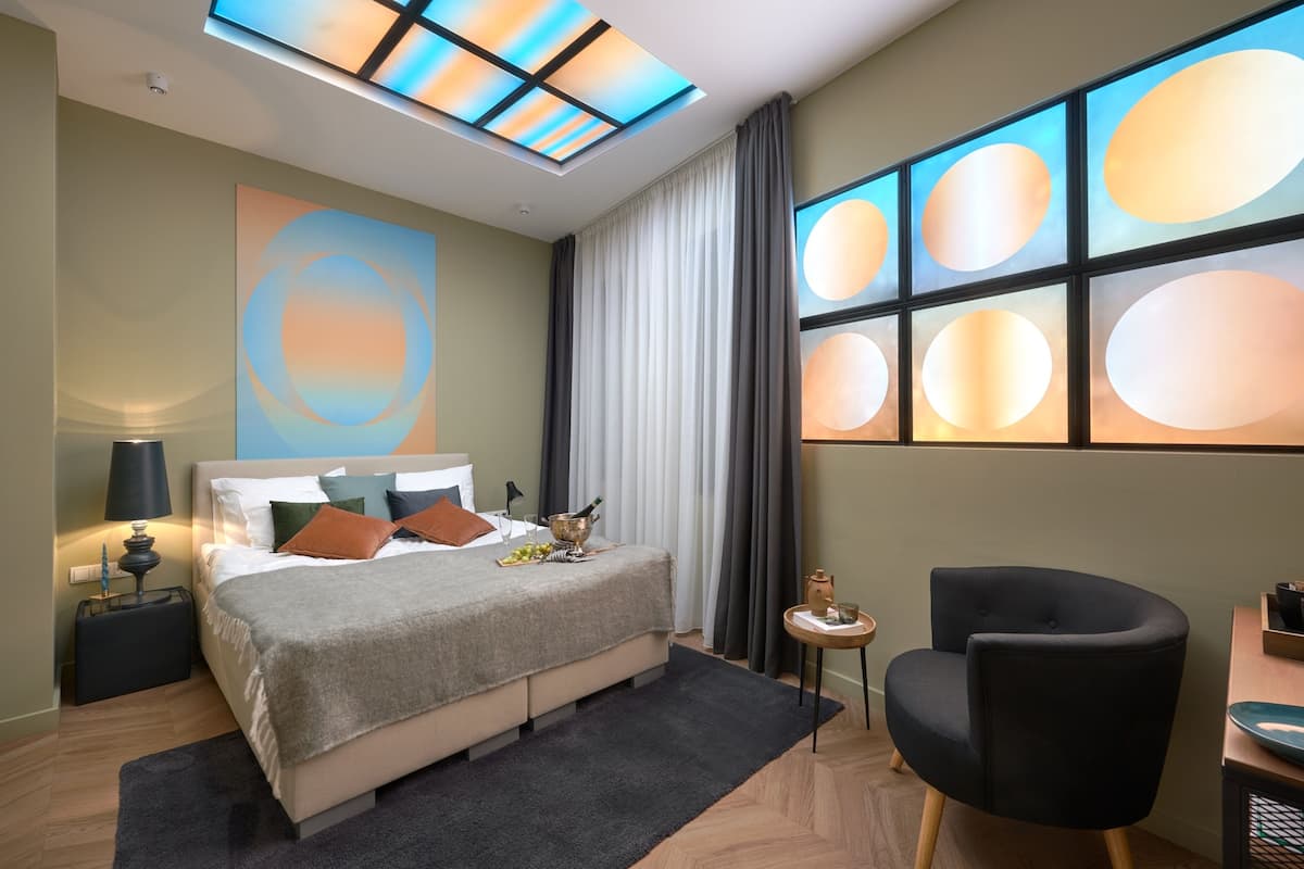 Chambre Supérieure | Bureau, rideaux occultants, Wi-Fi gratuit, draps fournis