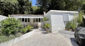 Terrace/patio - House with spa surrounded by nature in Saint Paul de Vence (Saint-Paul-de-Vence)
