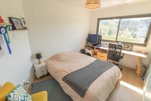 4 Schlafzimmer, kostenloses WLAN, Bettwäsche, Rollstuhlgeeignet