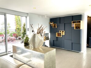 Interior - Rare: Rooftop terrace, 360° view on Paris (Paris)