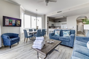 Smart TV - Disney Lakefront Luxury! (Orlando)