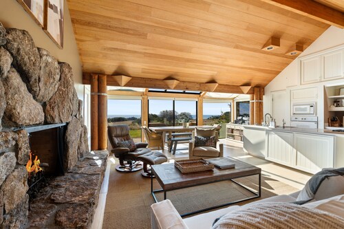 Sea Ranch with ocean view across from Del Mar Pool