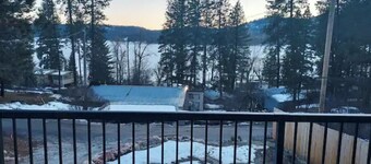 Waitt's lake family lake house!