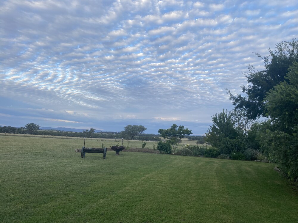 Quiet Relaxing Farm Stay Close to Tamworth NSW… Pet friendly ) Reviews, Deals & Photos 2025 Vrbo