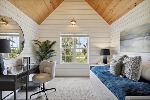 Large Peaceful Home | Hot Tub, Dock Near Beach