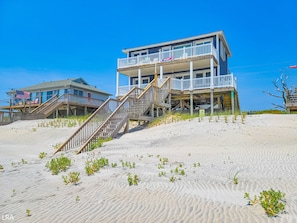 Exterior - Beach House - Pet-Friendly Oceanfront Gem (Surf City)