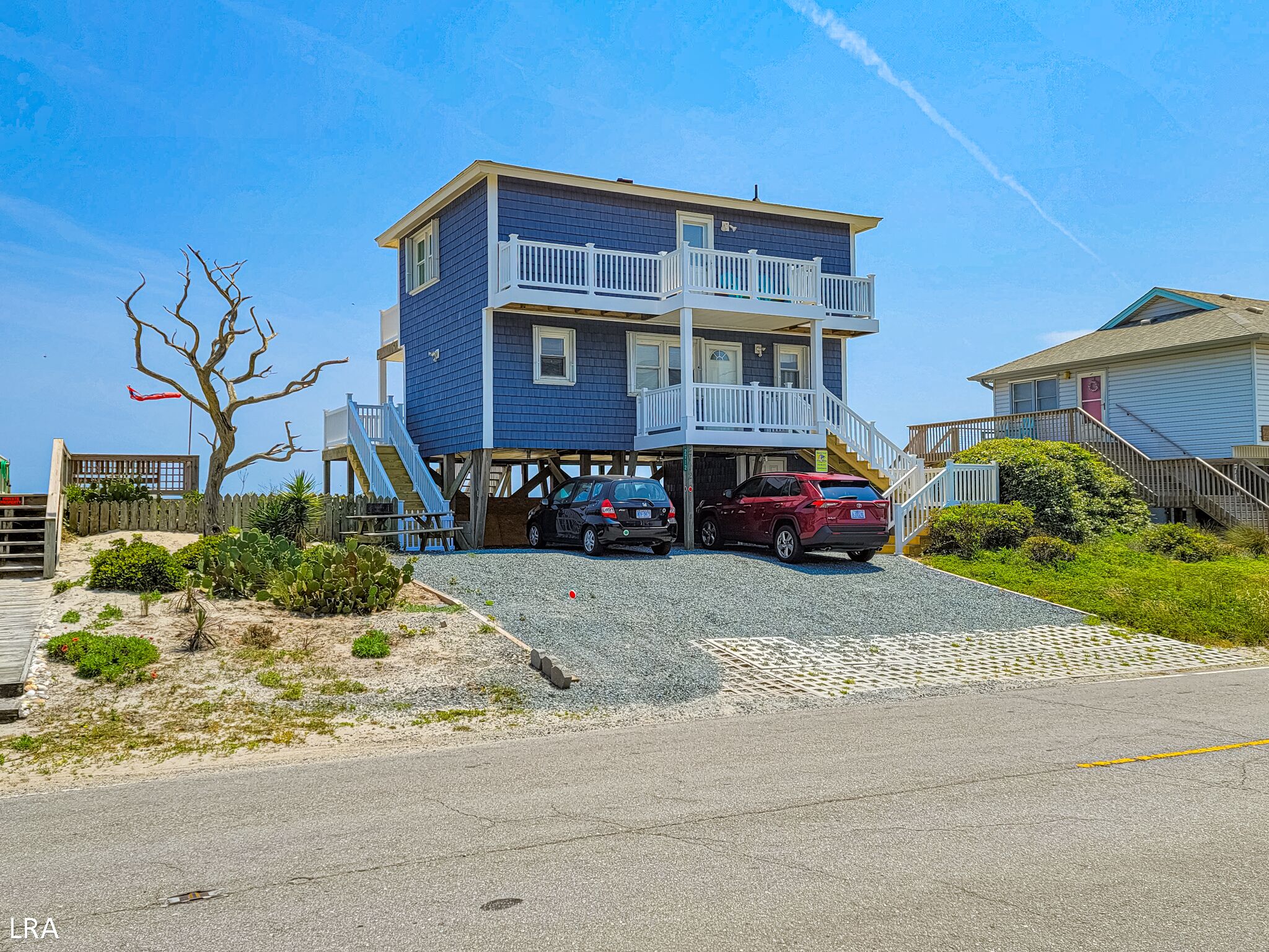 Oceanfront 3br home with Direct Beach Access! Pet Friendly!