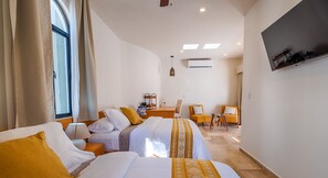 5 Schlafzimmer, Bügeleisen/Bügelbrett, Reisekinderbett, kostenloses WLAN