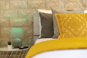 2 bedrooms, desk, iron/ironing board, free WiFi - Domo Anghèleda - Detached with large garden, a few minutes from the sea (Sardegna)