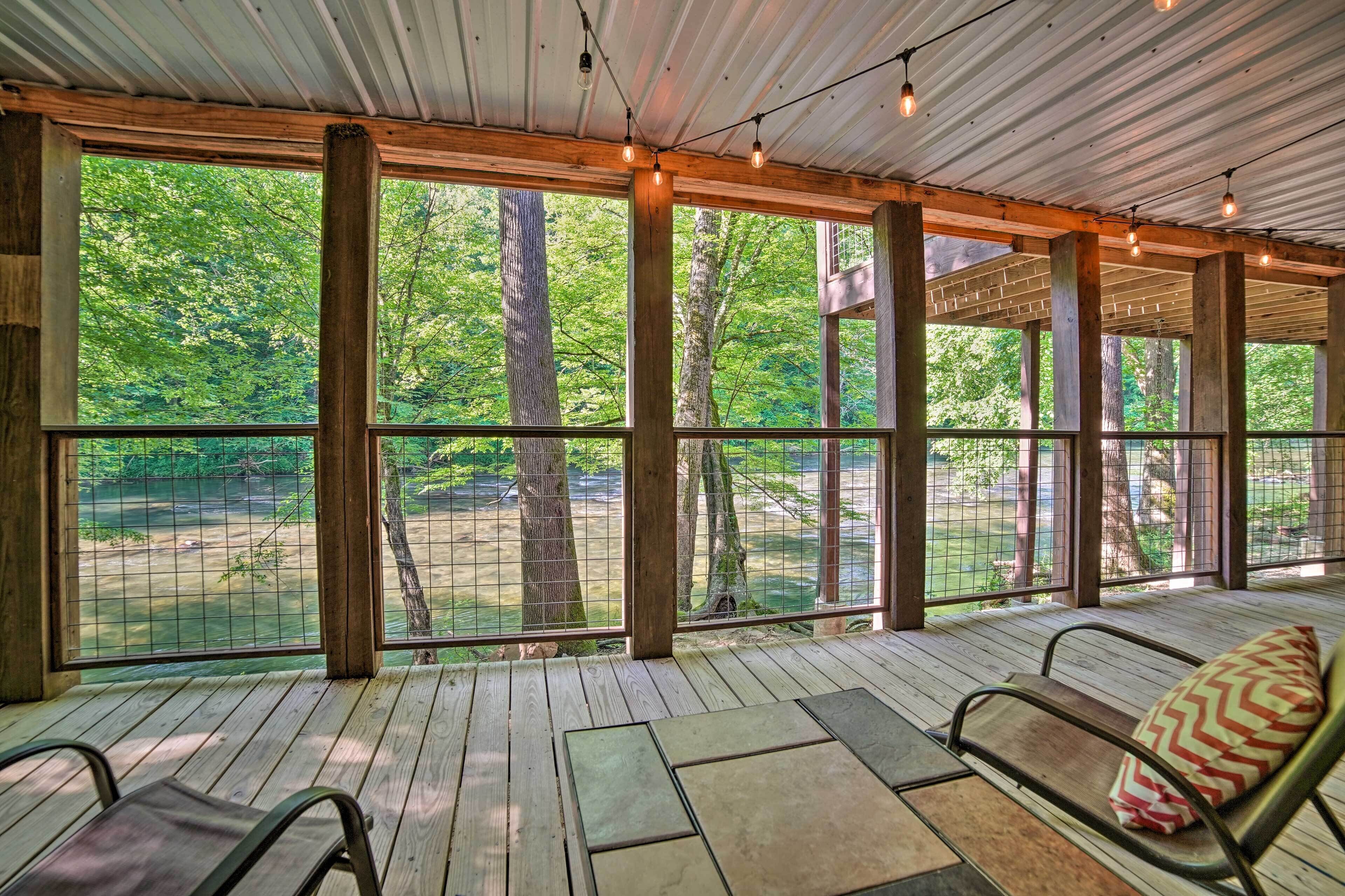 Crystal River Cabin w/ Scenic View & Fire Pit