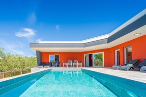 Ferienhaus | 4 Schlafzimmer, WLAN