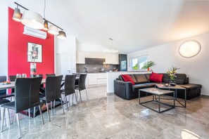 Ferienhaus | 4 Schlafzimmer, WLAN