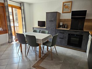 Fridge, microwave, dishwasher