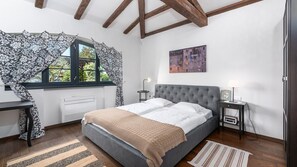 4 Schlafzimmer, Bügeleisen/Bügelbrett, WLAN, Bettwäsche