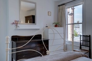 2 Schlafzimmer, Bügeleisen/Bügelbrett, WLAN, Bettwäsche