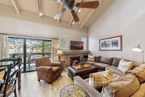 TV, fireplace, printers - Lakeland Village #476 - 2 BR Plus Loft (South Lake Tahoe)