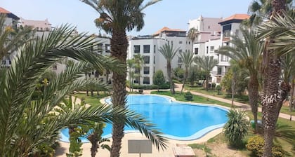 Charme et confort au cĆur de la marina