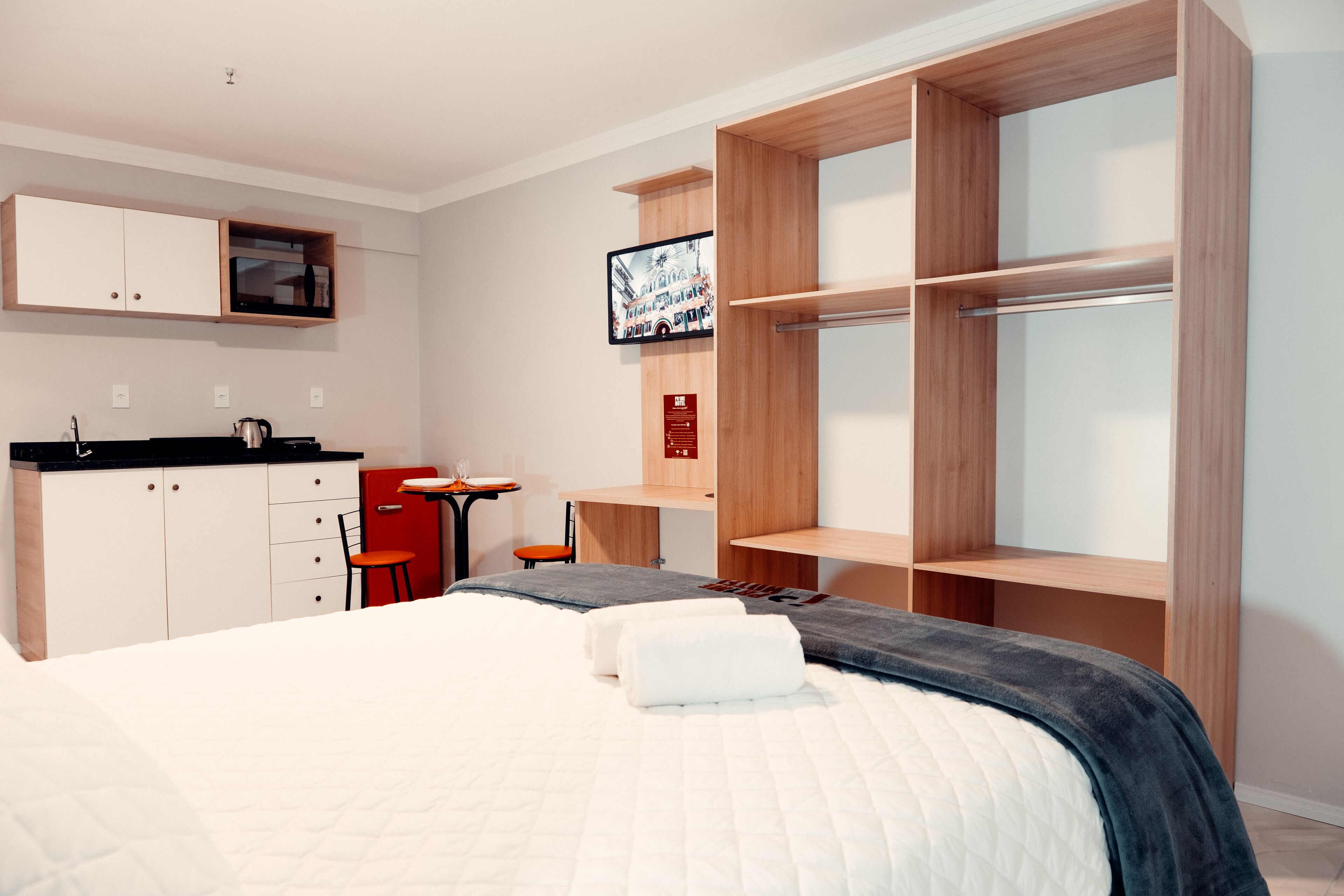 舒适客房 | 隔音、熨斗/熨板、免费 WiFi、床单