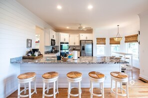 Fridge, microwave, oven, stovetop - Low Country Home w/ Creek & Ocean views, dock, & indoor / outdoor living spaces (Edisto Island)