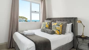 2 Schlafzimmer, BĂŒgeleisen/BĂŒgelbrett, WLAN, BettwĂ€sche