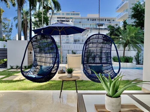 Luxurious and Beautiful Isla Verde Beach house with private pool