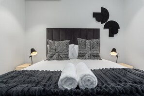 1 chambre, fer et planche à repasser, accès à Internet haute vitesse