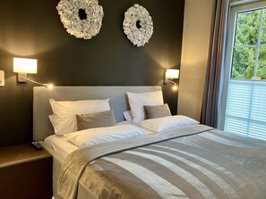 2 bedrooms, in-room safe, free WiFi, bed sheets
