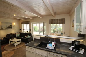 Interior - Comfortable 5-star vacation home with approx. 55 sqm living space on the first floor (Wyk auf Föhr)