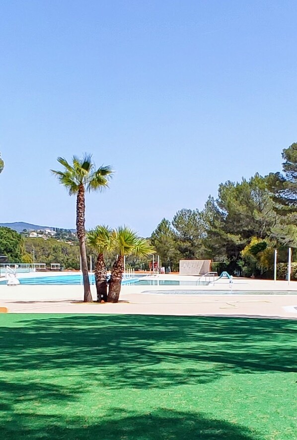 Piscine extérieure