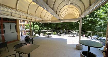 Lovely Apartment just above the lake Bled