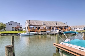 Marina