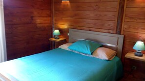 2 Schlafzimmer, Bügeleisen/Bügelbrett, Reisekinderbett, kostenloses WLAN