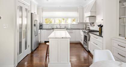 Luxury 4-Bed Designer Home in Decatur — Minutes to Atlanta