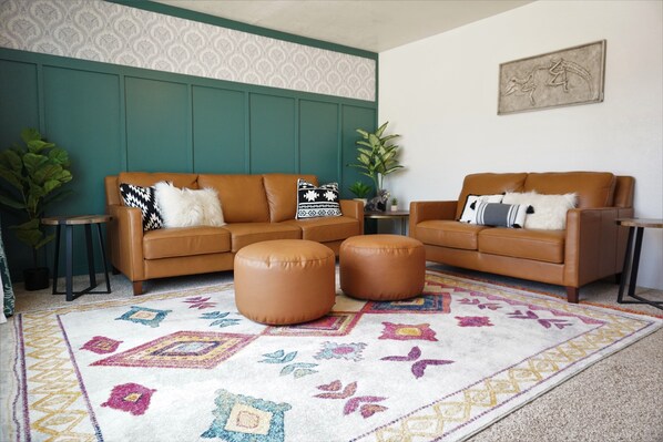 Smart TV, videogames, pebolim, mesa de pingue-pongue