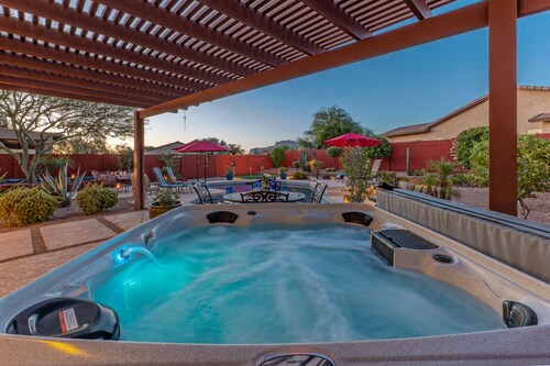 Mt VIEWS, Trails & Golf Oasis, Resort Amenities: Htd POOL, Spa, Putt Green, 3 Mt Bikes