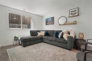TV, offices - Livingston Way | Family-Friendly Retreat | 55" TV! (Pincher Creek)
