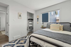 3 bedrooms, iron/ironing board, travel crib, WiFi