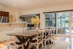 تناول الطعام