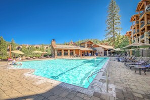 Beheizter Pool
