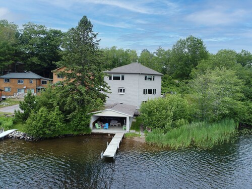 On the Minocqua Chain! Pet Friendly! 5 Bedroom! August Dates Open!