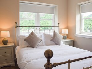 3 chambres, Wi-Fi gratuit, draps fournis