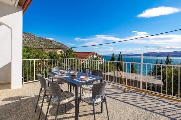 Apartment (One Bedroom Apartment with Terrace an) | Terrace/patio