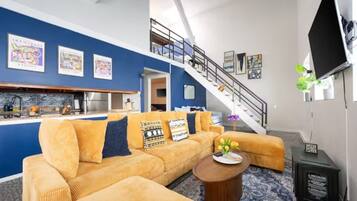 智能電視、電子遊戲