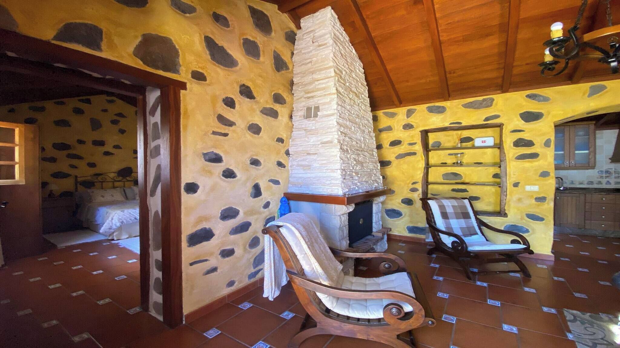 2 dormitorios, tabla de planchar con plancha, wifi gratis y ropa de cama