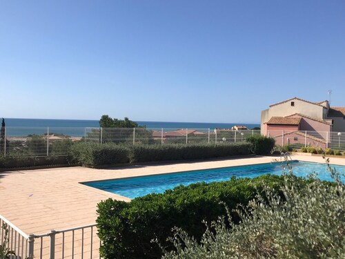 Cosy T2 sea view, bedroom + cabin, mezzanine, parking