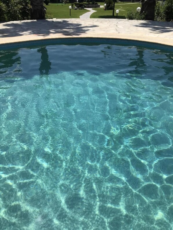 Apartment, Mehrere Betten | Pool | Außenpool