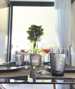 Lägenhet - flera sängar | Eget kök | Kylskåp, ugn, spishäll och vattenkokare