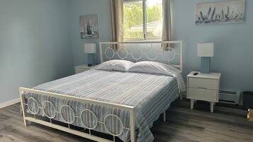 2 bedrooms, WiFi, bed sheets