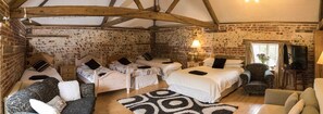 Deluxe Suite, Ensuite - The Litcham Bull Inn (King's Lynn)