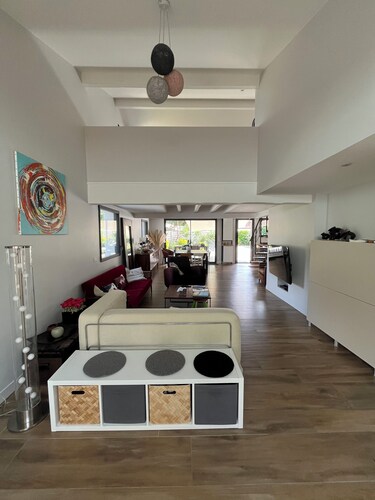 Labenne Bourg maison 8 personnes piscine
New 2026 terrasse ombragée sous pergola